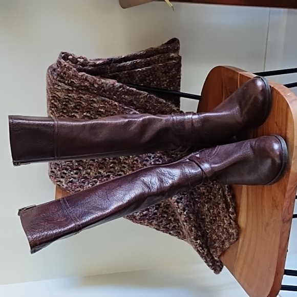 Marc Fisher brown tall leather boots with buckle detail size 8 1/2 - Picture 2 of 15